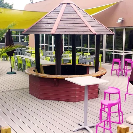 Village Les Dunes - Domaine De Bombannes Holiday park